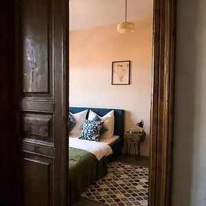Lazensky Apartman Apartment